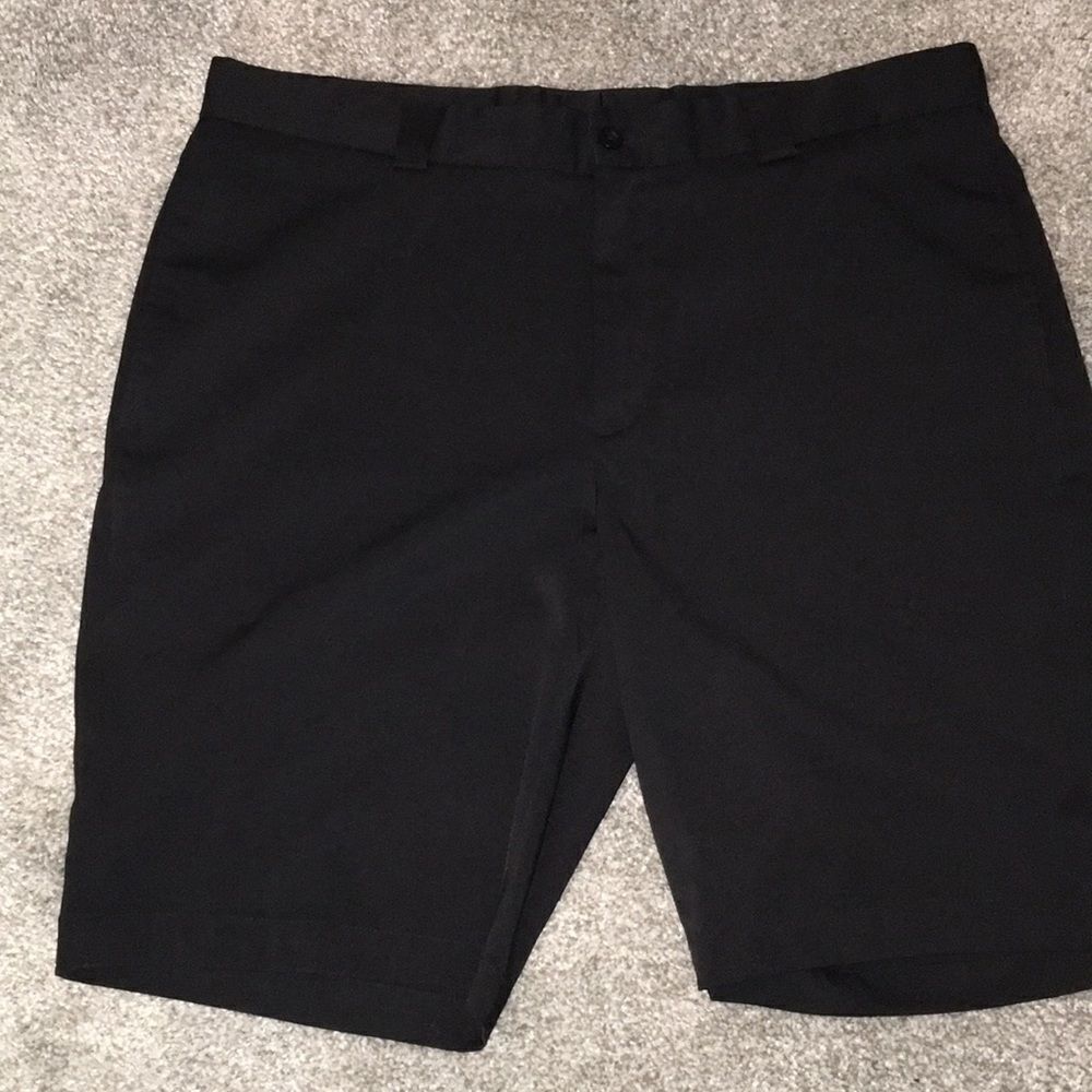 Black Gray trim Slazenger Big Cat Polyester flat front golf shorts 36